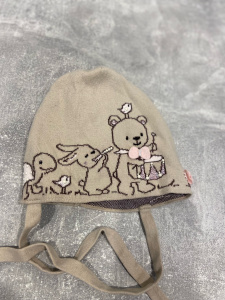 Шапка бежевый